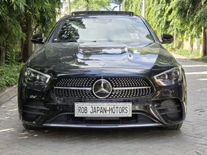 Mercedes-Benz E200 2020 Black