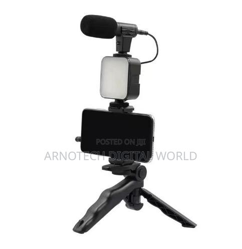 Smartphone Content Creator Video Kit With Led Light and Phone Holder - thumbnail 2