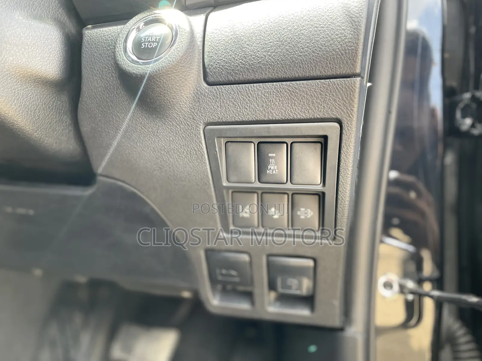 Toyota Hilux Revo Double Cab Deisel 2.4 AWD 2019 Black