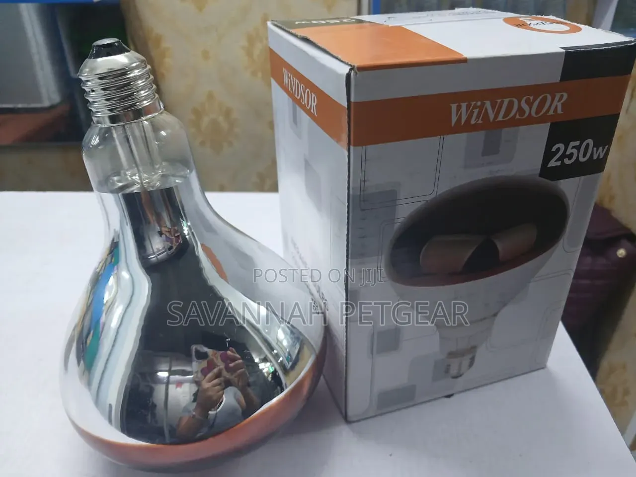 Windsor 250w Infrared Heat Bulb For Poultry Brooding And Heating