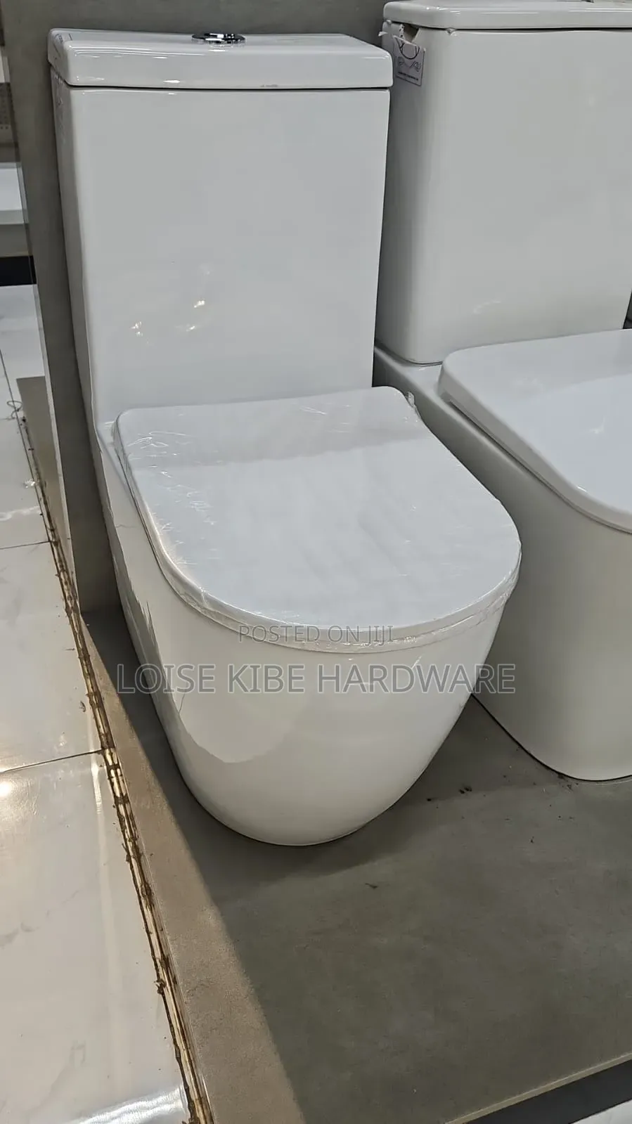 2423 Homart Toilet Available One Piece