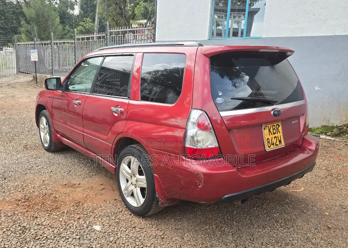 Subaru Forester 2005 Red