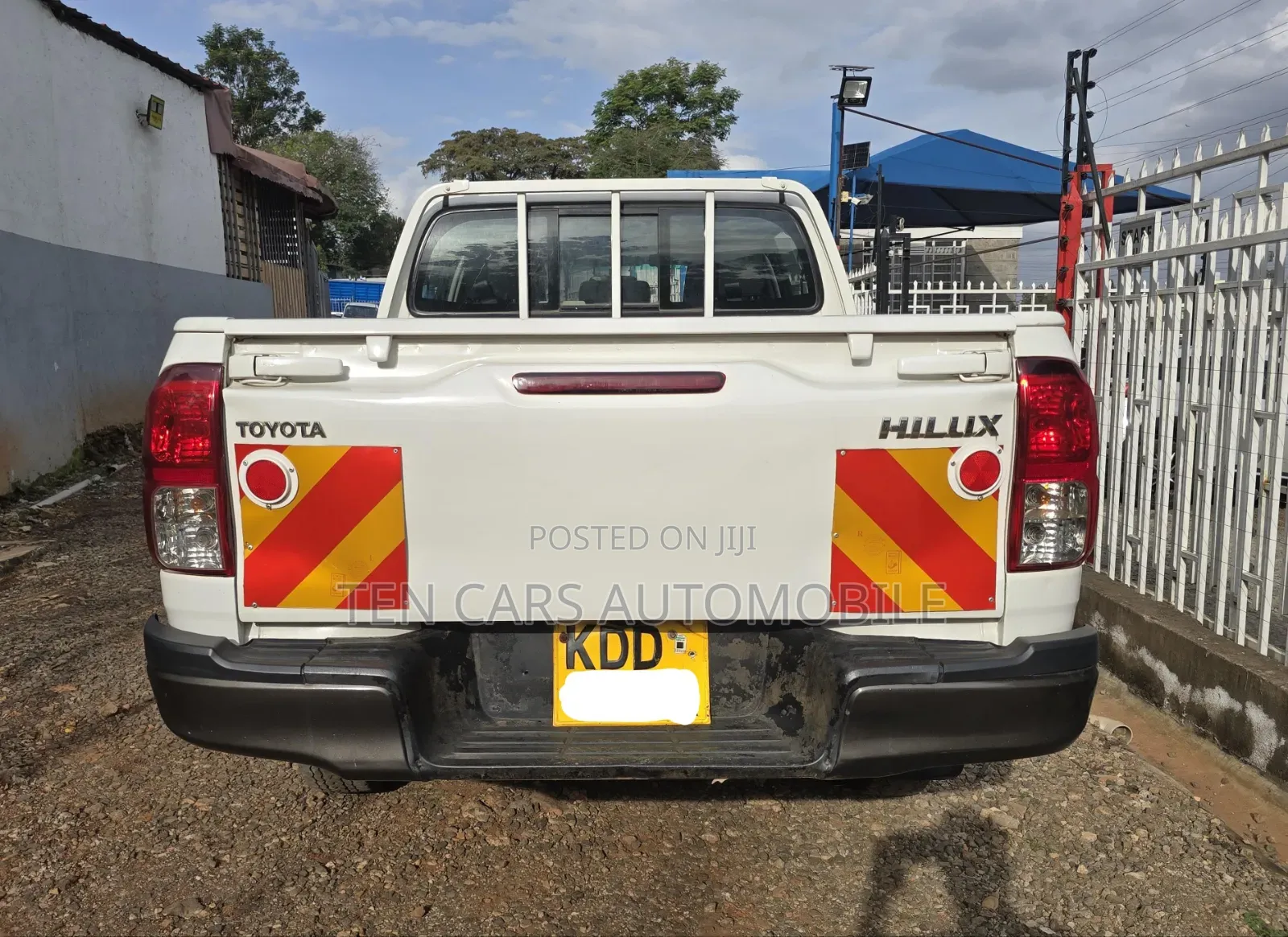 Toyota Hilux 2019 White