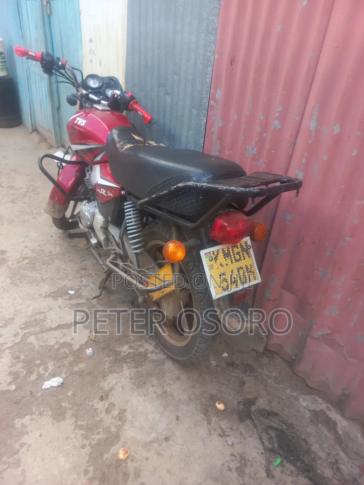 TVS HLX 125 2024 Red