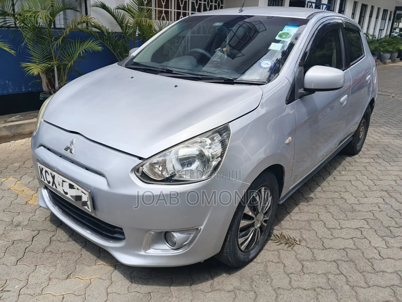 Mitsubishi Mirage 2012 Silver
