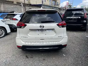 Nissan X-Trail 2.0 Petrol AWD 2019 White