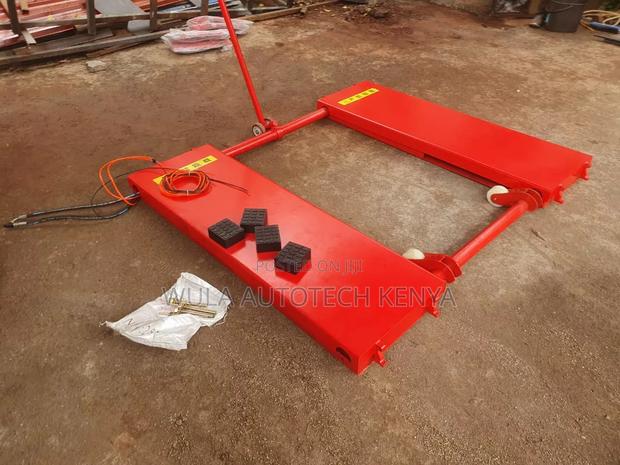 Compact Design and Strong Carlifting Machine Scissor Lift Sunshine