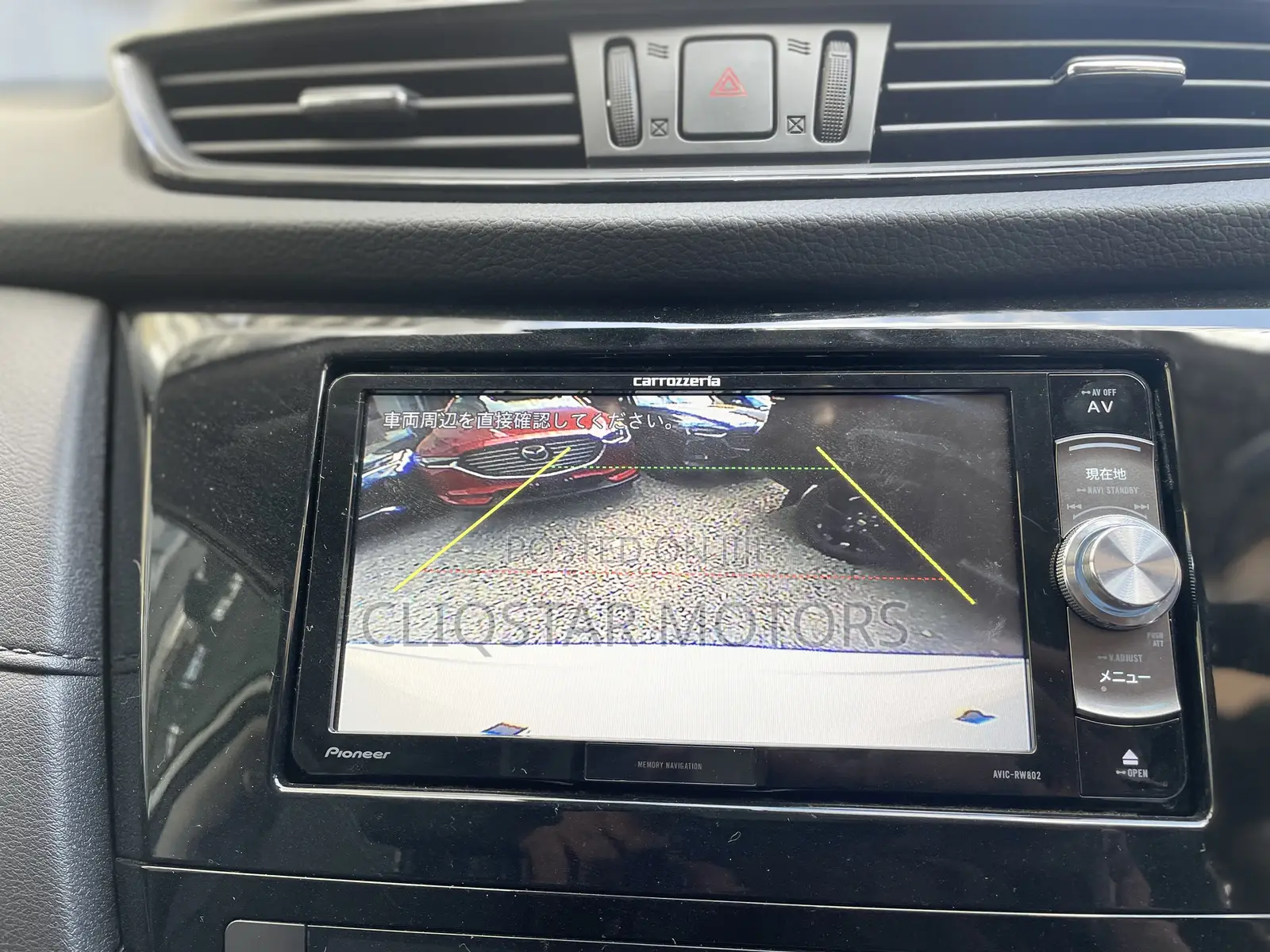 Nissan X-Trail 2.0 Petrol AWD 2019 White