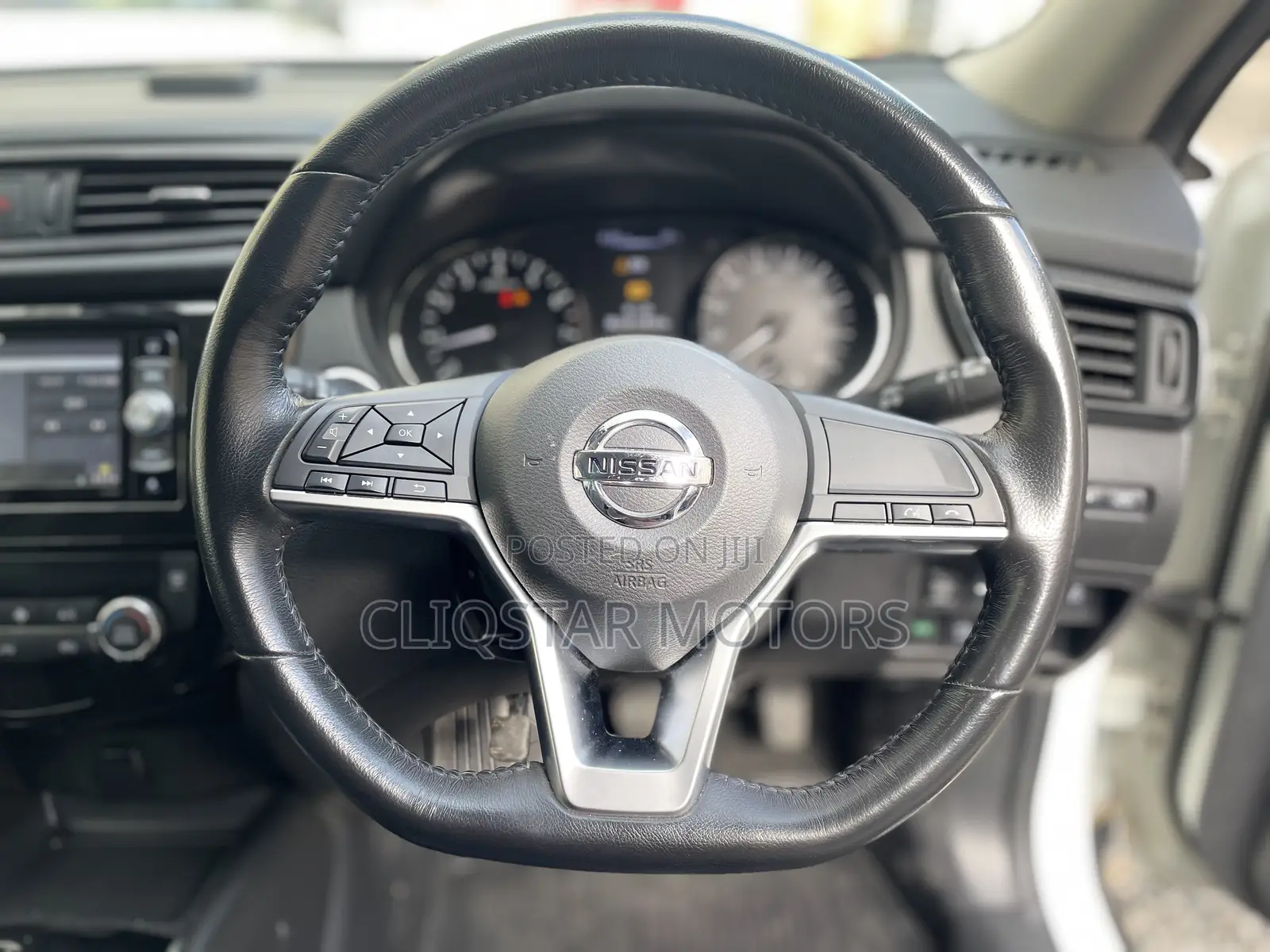 Nissan X-Trail 2.0 Petrol AWD 2019 White