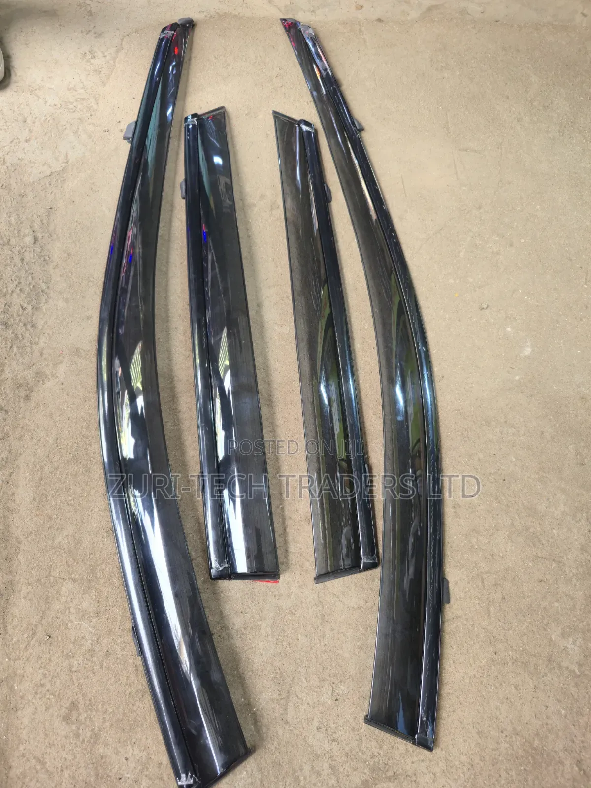 Subaru Outback [Bs9] Original Windbreakers
