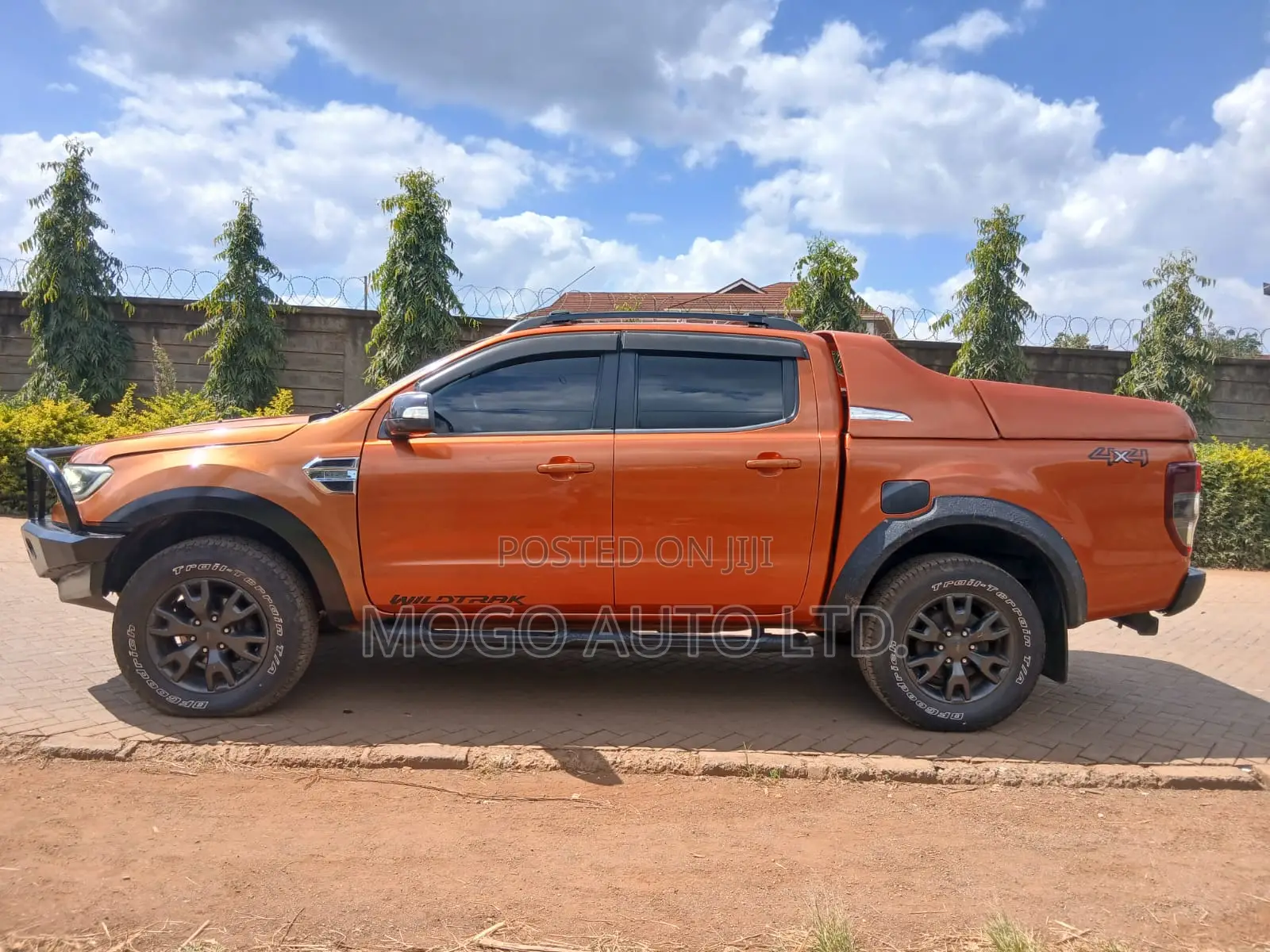 Ford Ranger Wildtrak 2012 Orange