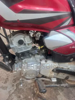 TVS HLX 125 2024 Red