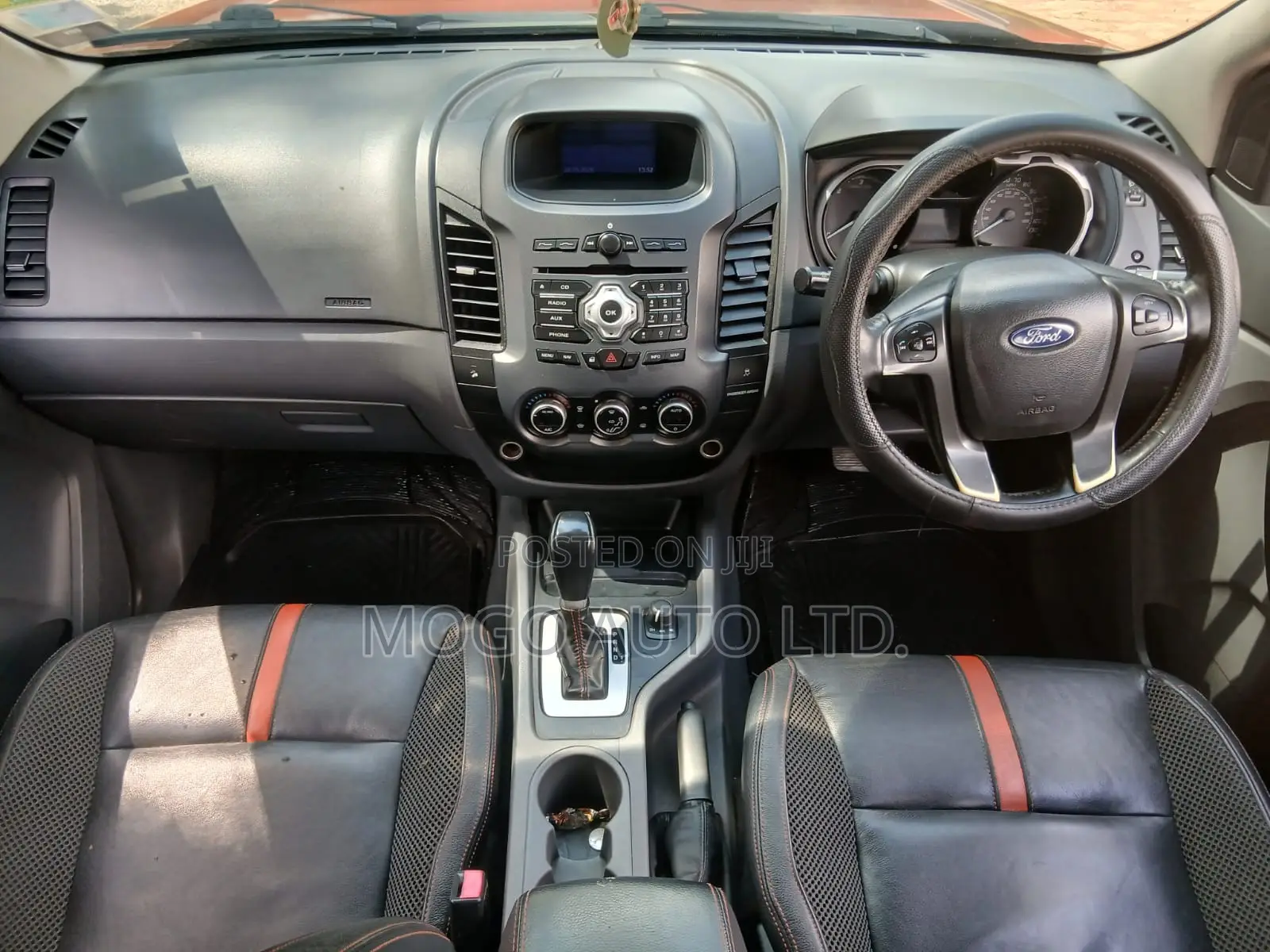 Ford Ranger Wildtrak 2012 Orange