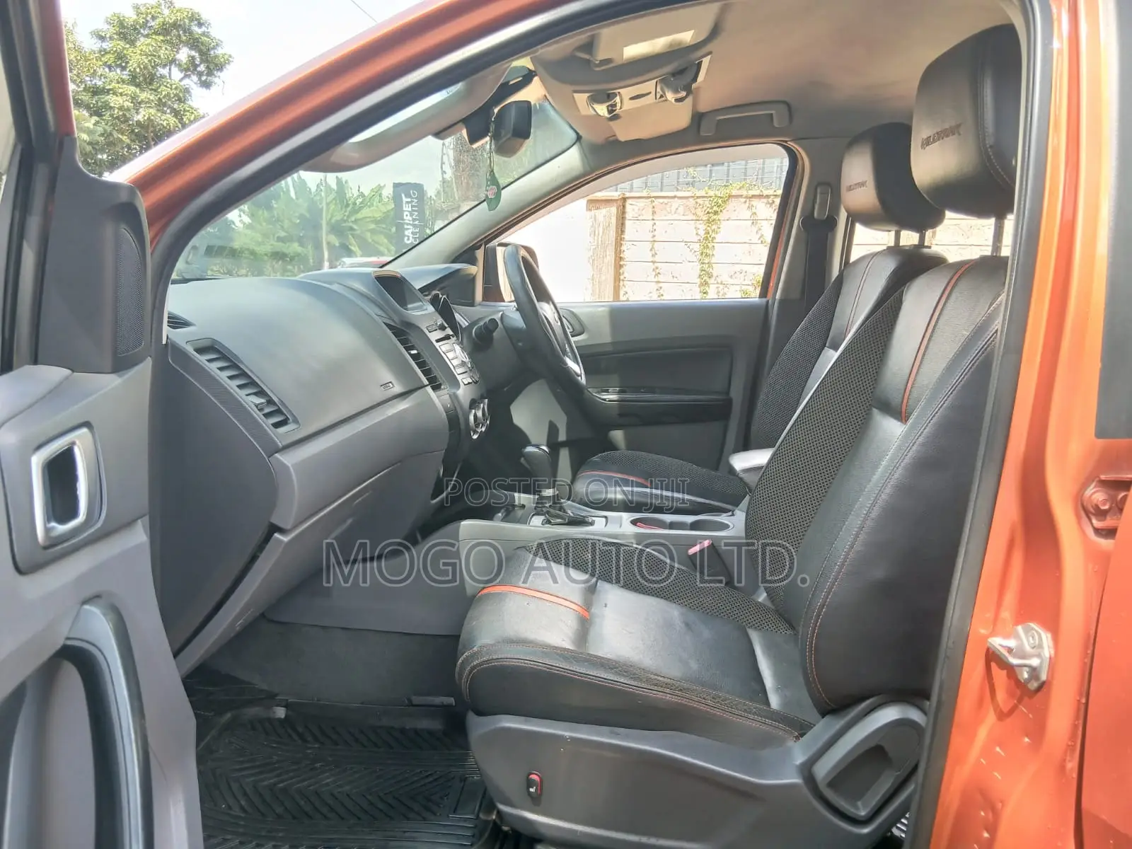Ford Ranger Wildtrak 2012 Orange