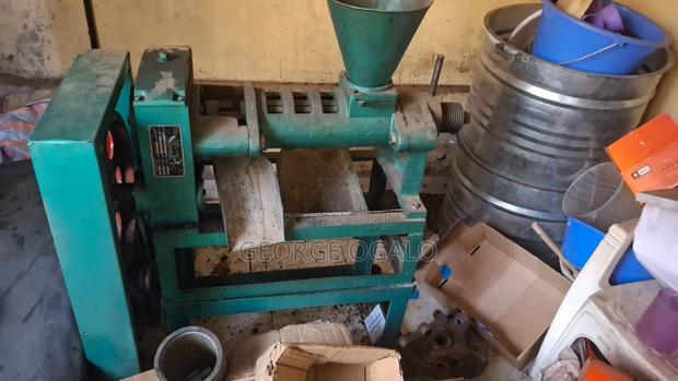 Sunflower Oil Press - thumbnail 2