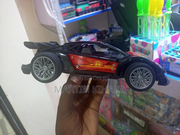 Remote Controlled Racing Car Toy - thumbnail 4