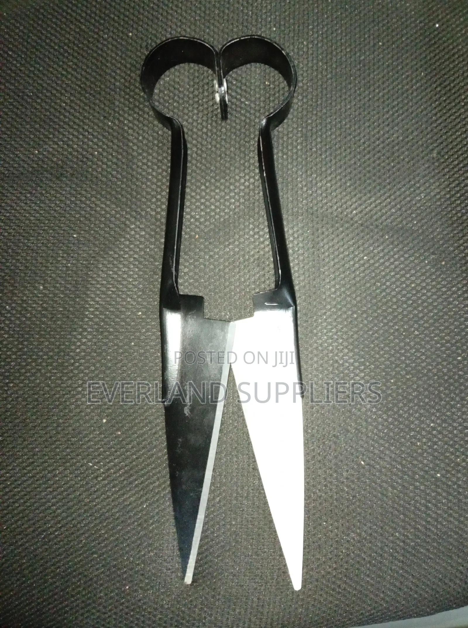 Wide Hedge Wool Shears