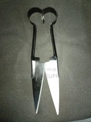 Wide Hedge Wool Shears