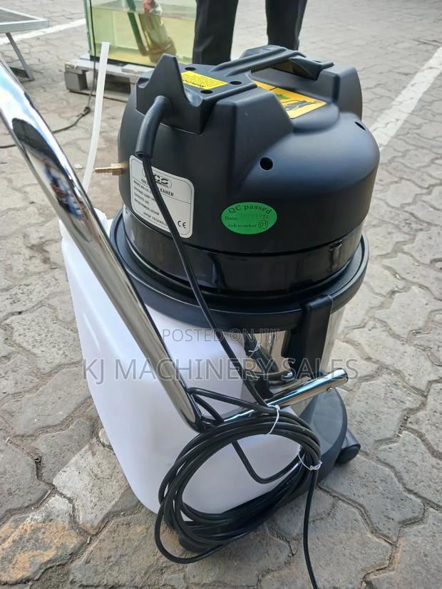Vacuum Cleaner - thumbnail 6