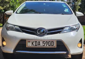 Toyota Auris 2013 White