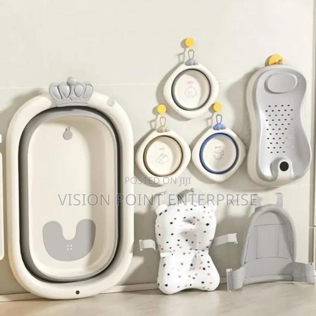 Foldable Baby Bayhtub Set With Inbuilt Thermometer