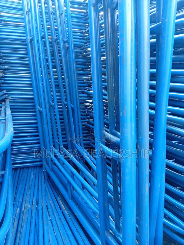 Modern Scaffolding Ladders - main view
