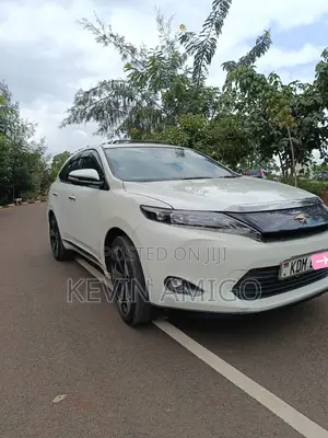 Toyota Harrier 2016 White
