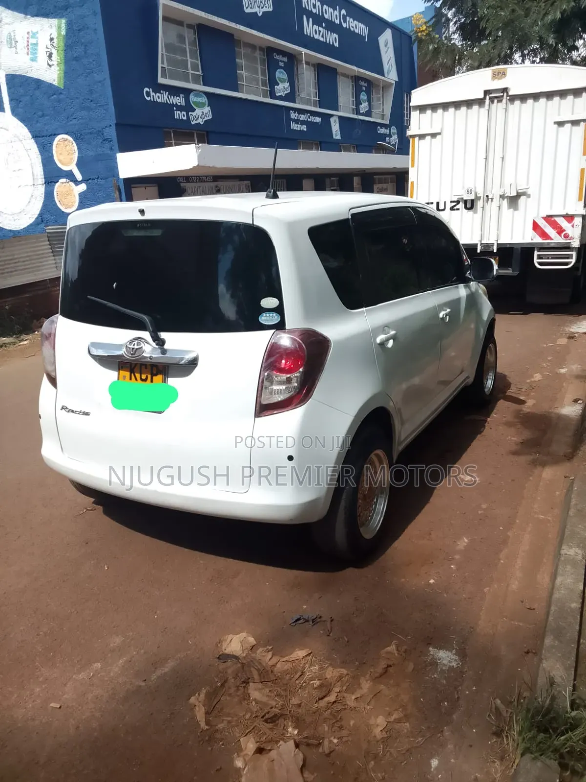 Toyota Ractis 2010 White