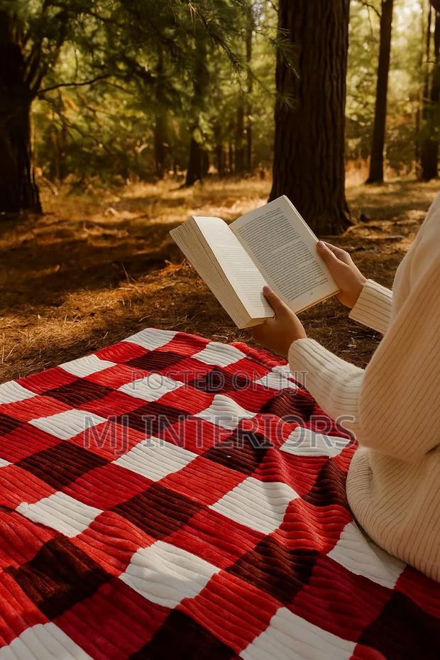 Super Soft Patterned Fleece Blankets
