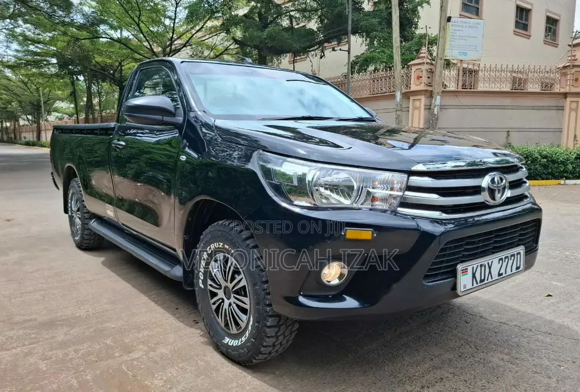 Toyota Hilux 2019 Black