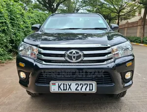 Toyota Hilux 2019 Black