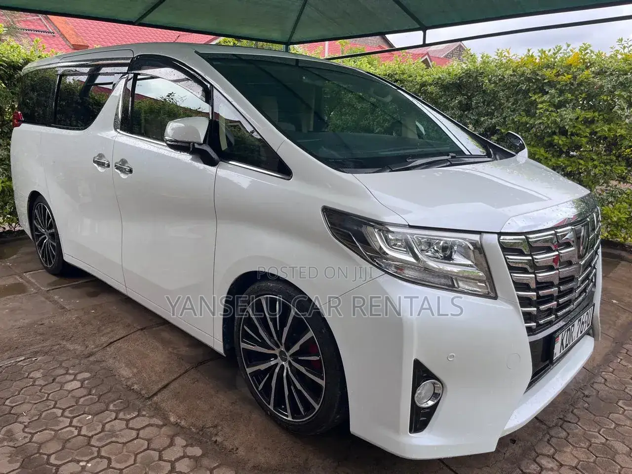 7 Seater Toyota Alphard for Hire(Chauffeured)