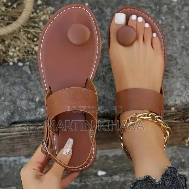 Ladies Leather Toe Ring Sandals (Size 36-42) - thumbnail 2