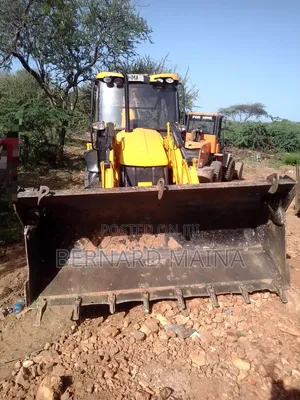 JCB 3cx Backhoe Yom: 2012 Hours: 8500hrs Fitted With Hydraulic Pump
