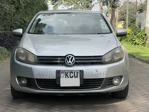 Volkswagen Golf 2012 Silver
