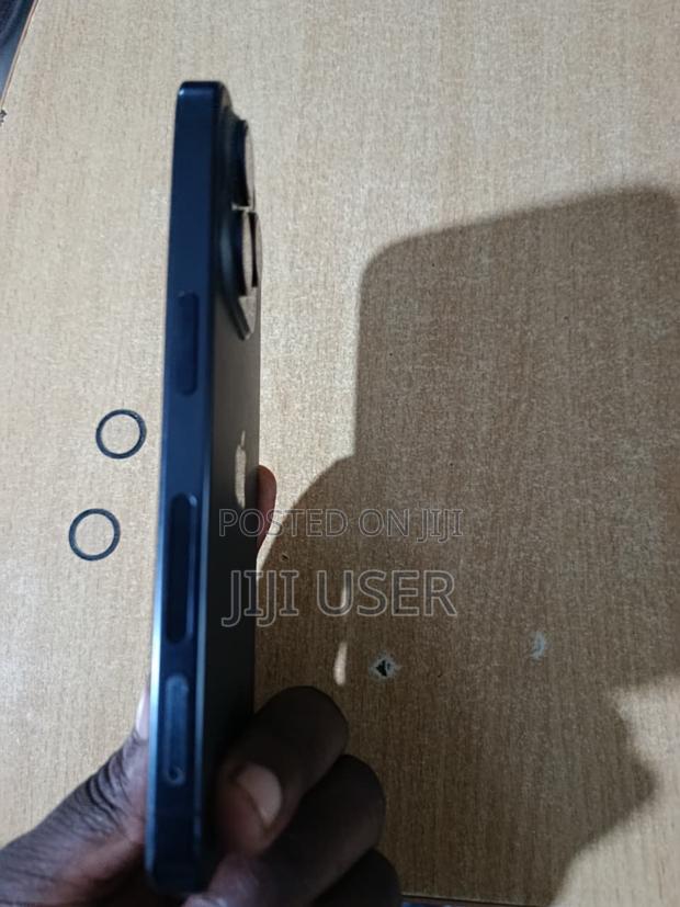 Apple iPhone 15 Pro 256 GB Blue - thumbnail 8