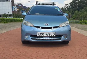 Toyota Wish 2011 Blue