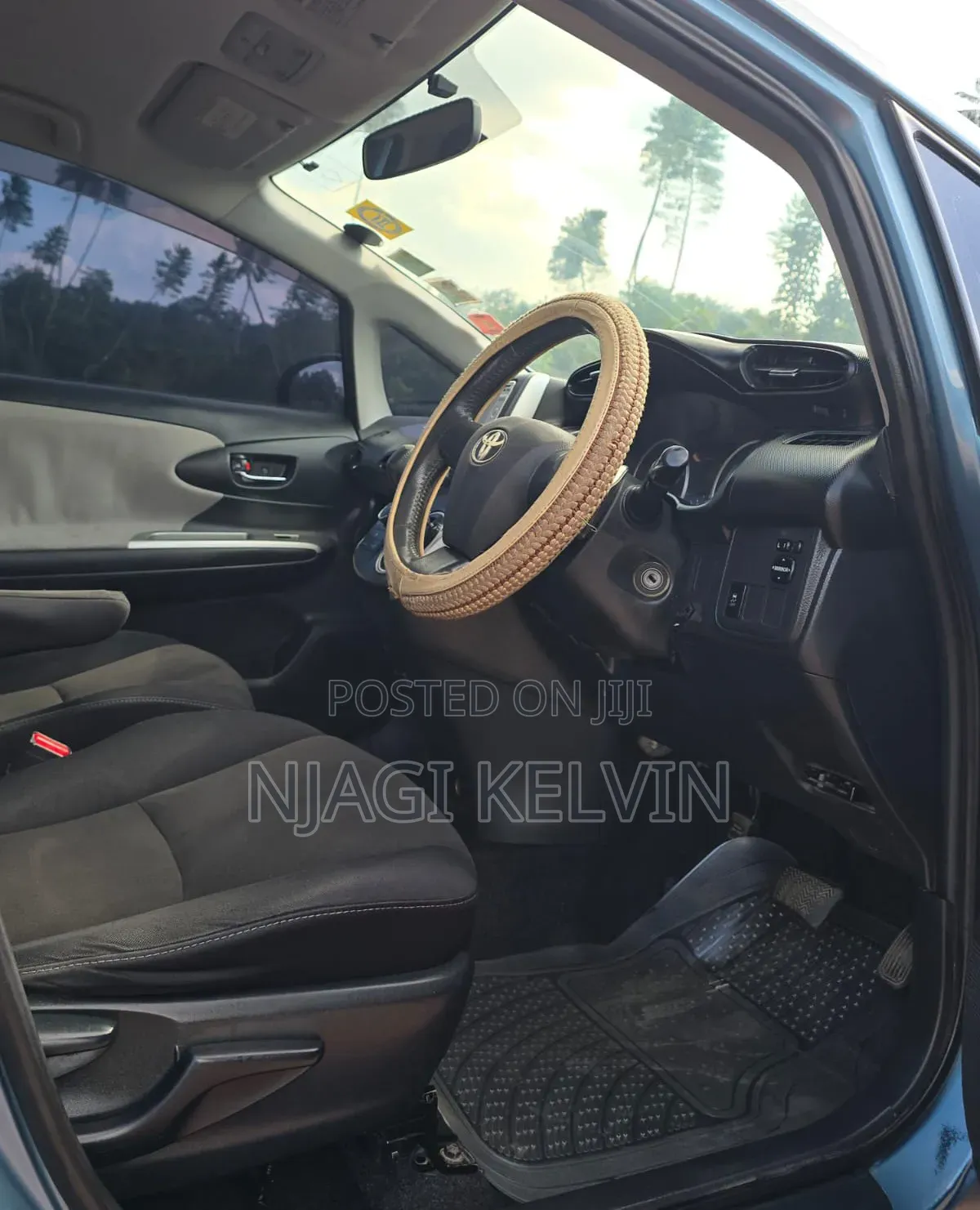 Toyota Wish 2011 Blue