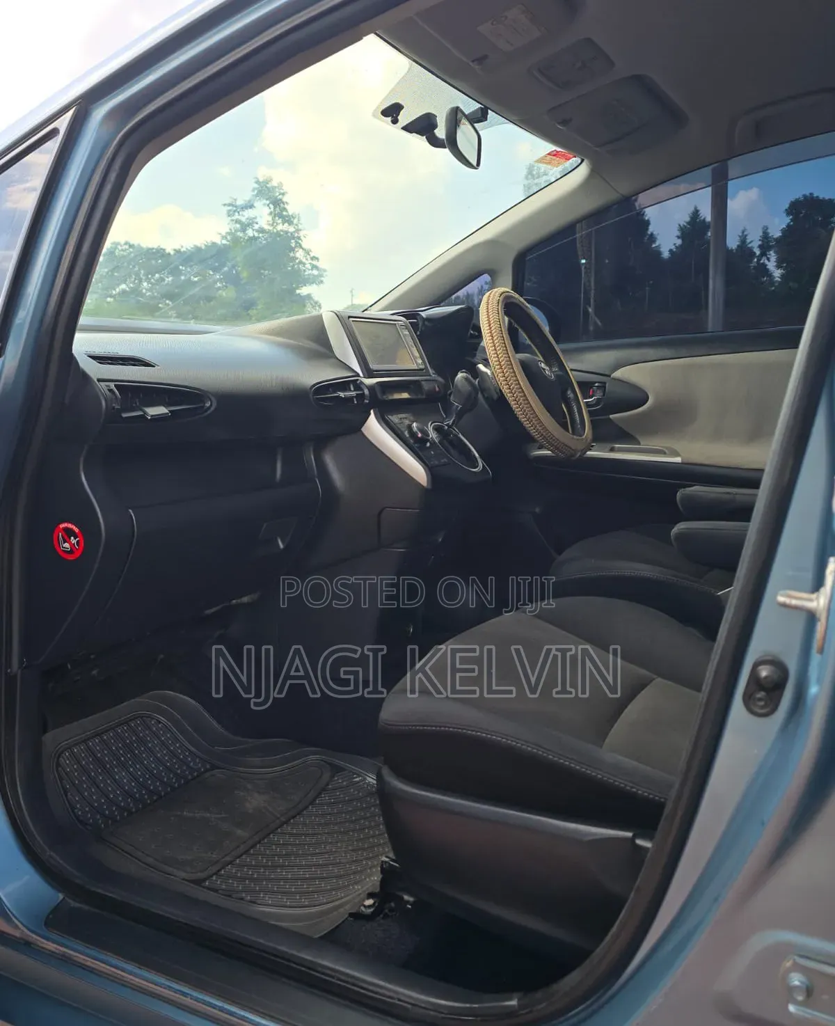 Toyota Wish 2011 Blue
