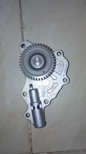 Oil Pump Isuzu Elf 2.8