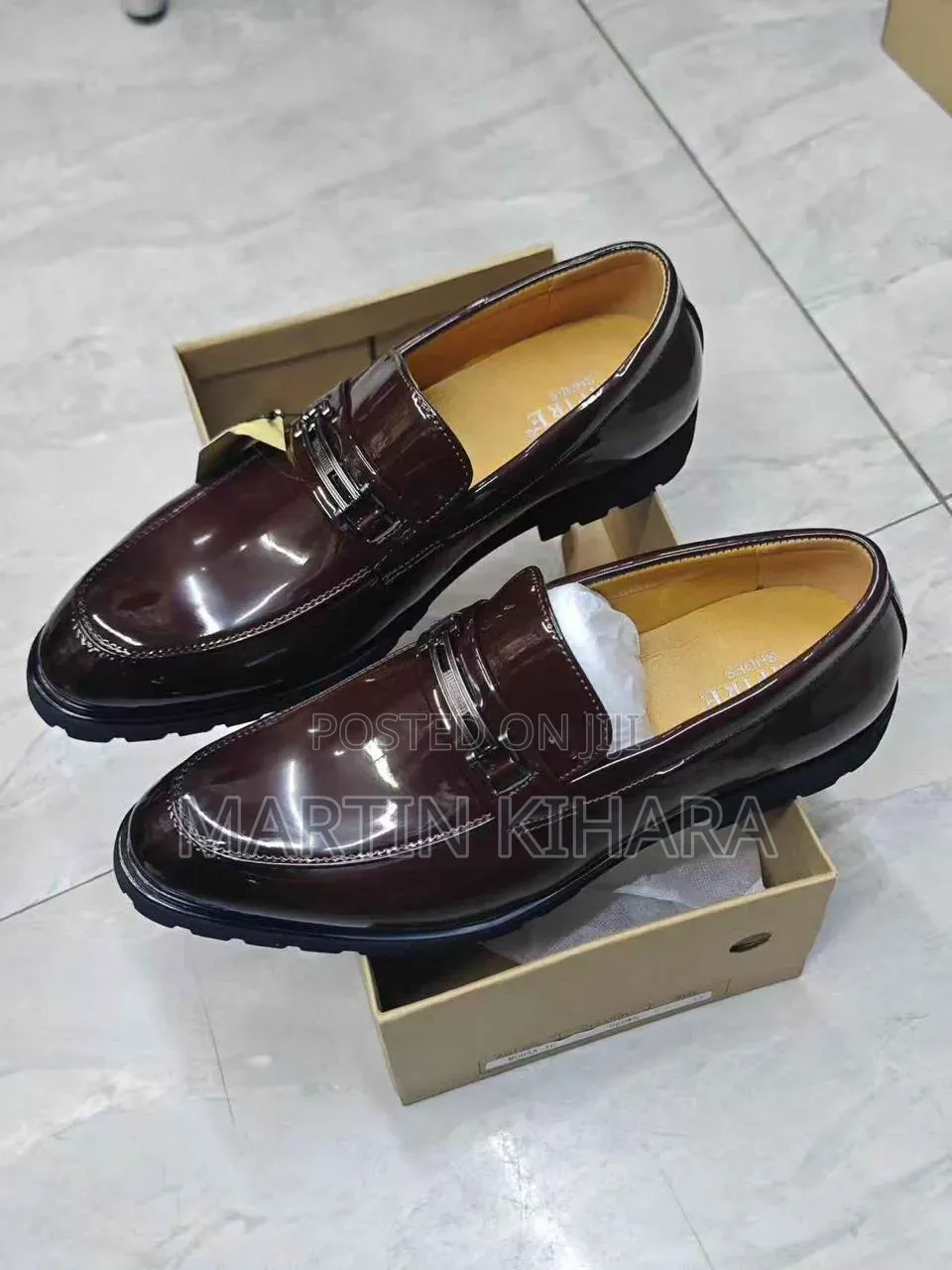 Men Wetlook Official Shoes (Size 40-45)