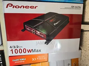 Pioneer Gm-6704 4 Channel Car Amplifier - Eg