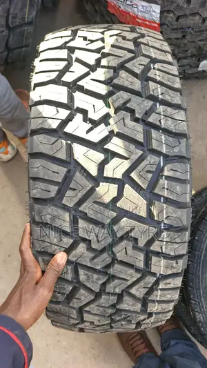 265/65r17 Ex Pounce a/T