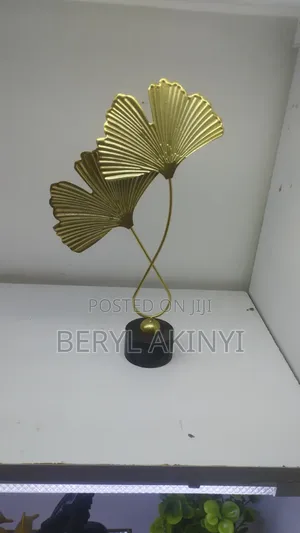 Double Leaf Decor