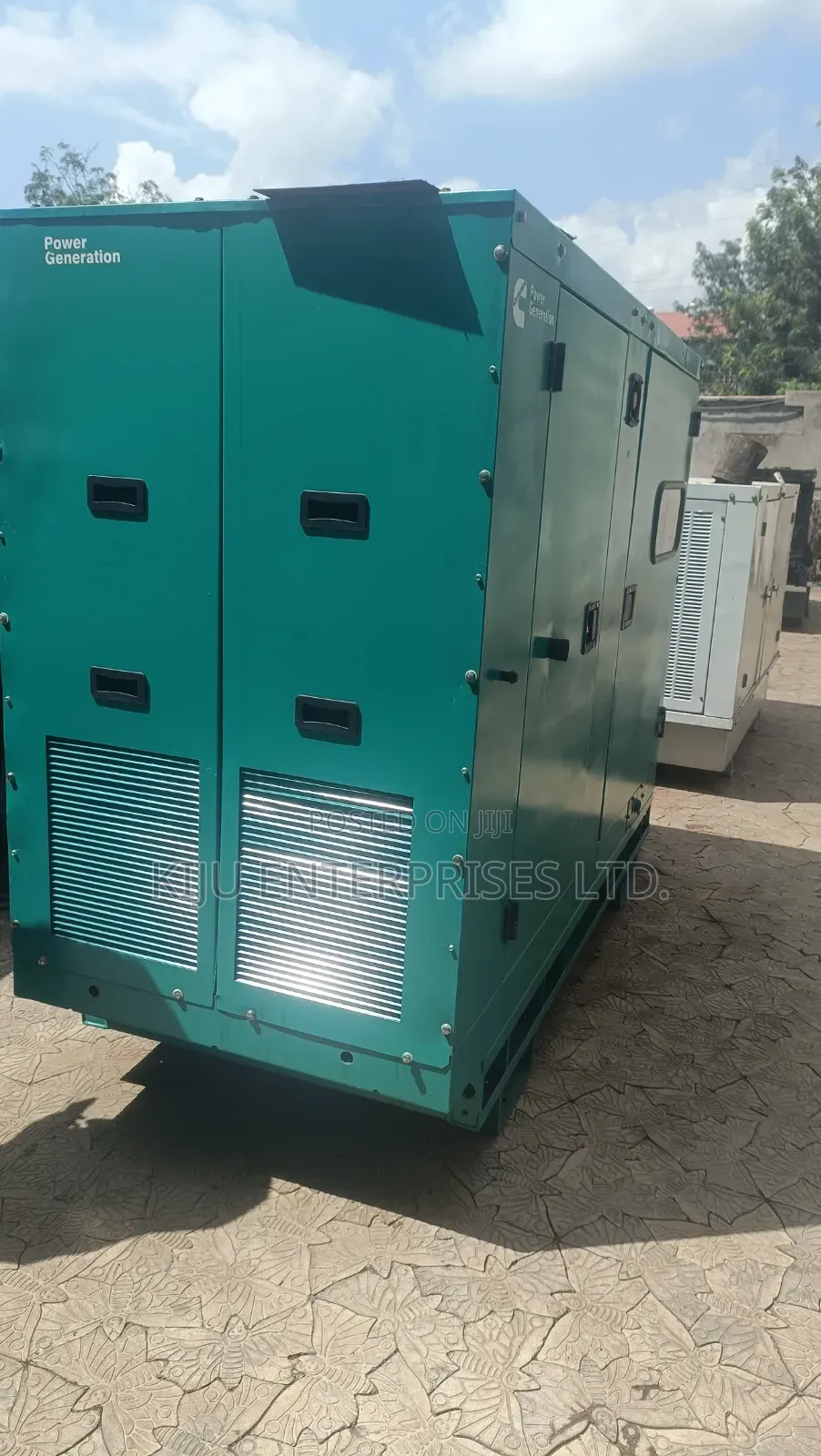 Ex-Uk Cummins 30kva Silent Diesel Generator for Sale
