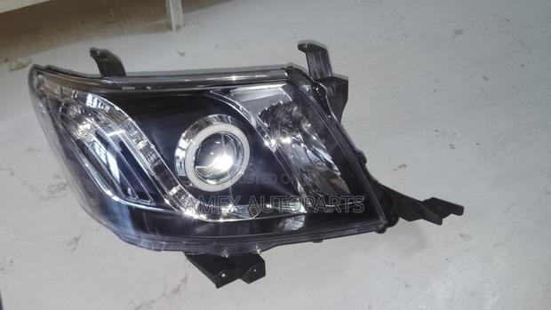 Head Lamp Toyota Hilux Vigo Champ Eagle Eyes RHS