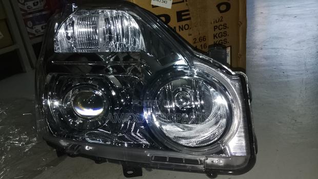 Head Lamp Nissan Xtrail T31 2007 - 2010 Xenon RHS