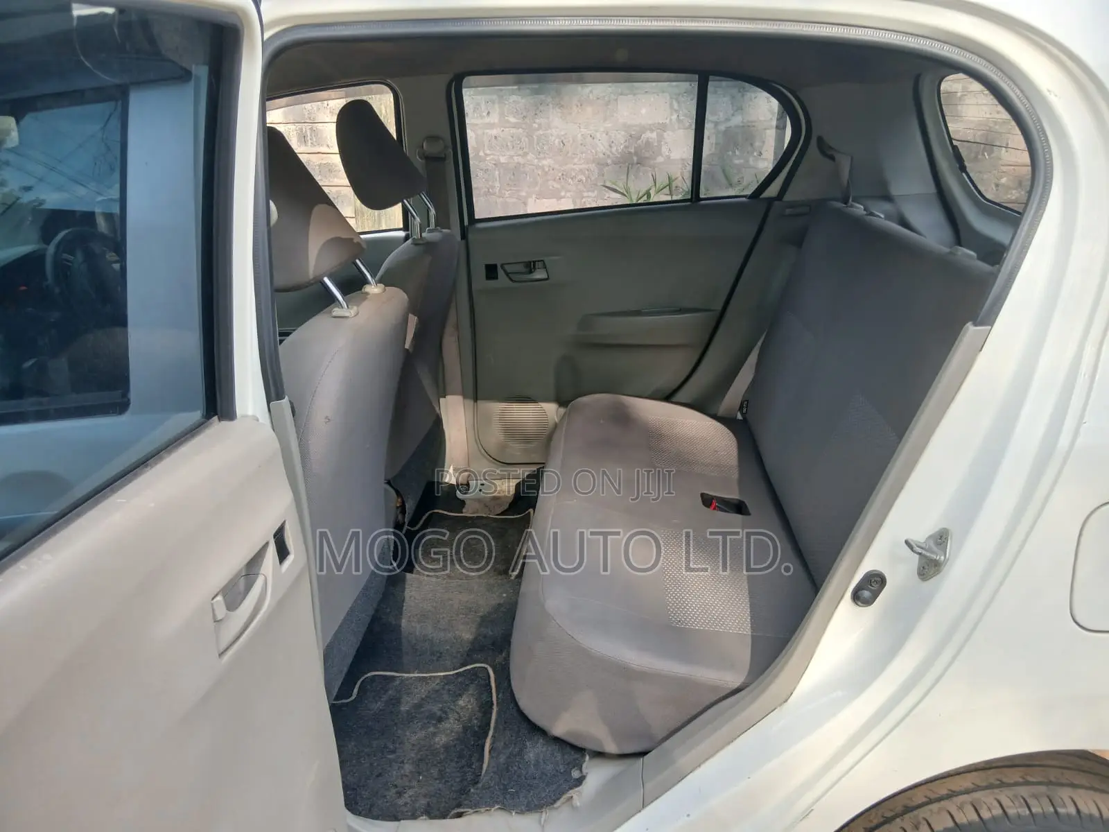 Subaru Pleo 2015 White