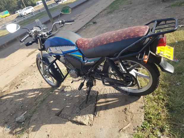 Honda CB 2023 Blue - thumbnail 5