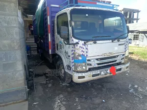 Isuzu NQR 2019 White